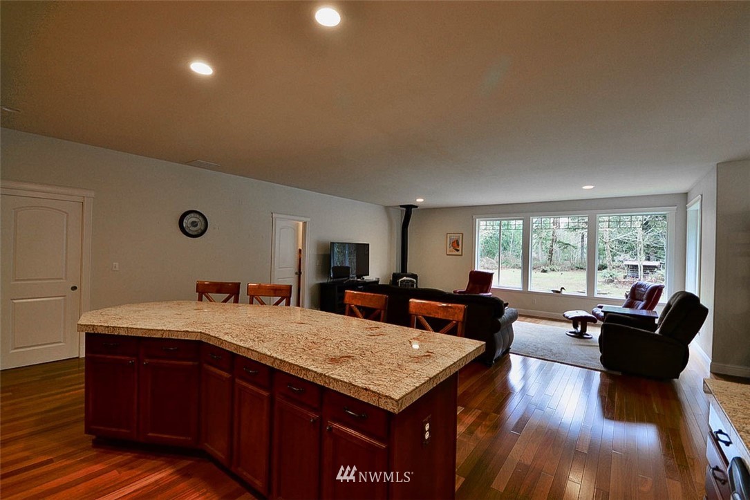 15203 Maple Ridge Lane Southeast Yelm, WA 98597 - Photo 10 of 40 Gallery Image 10