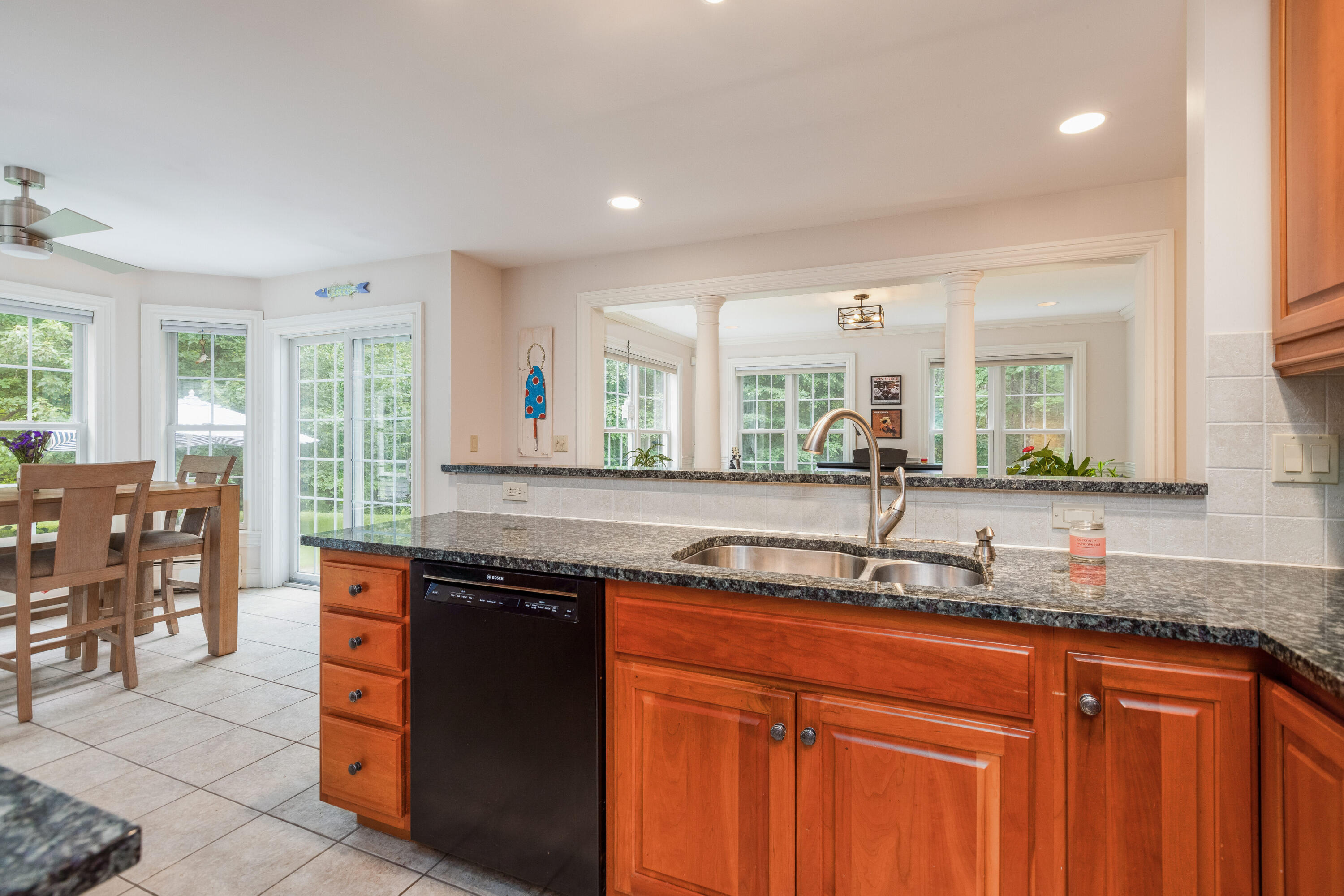 56 Cross Hill Road Cape Elizabeth, ME 04107 - Photo 25 of 54 56 Cross Hill Rd Cape-print-023-052-Kitc