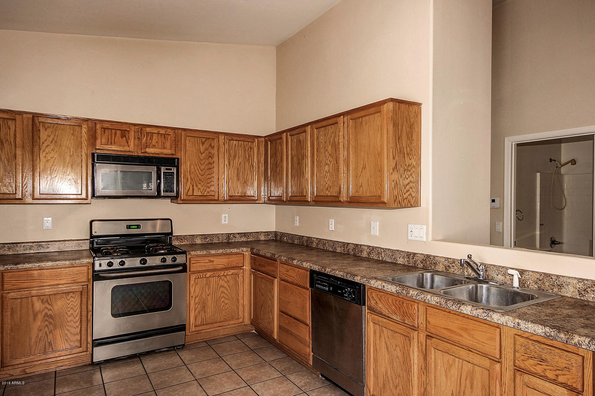 721 East Carson Road Phoenix, AZ 85042 - Photo 11 of 24 Carson (11)