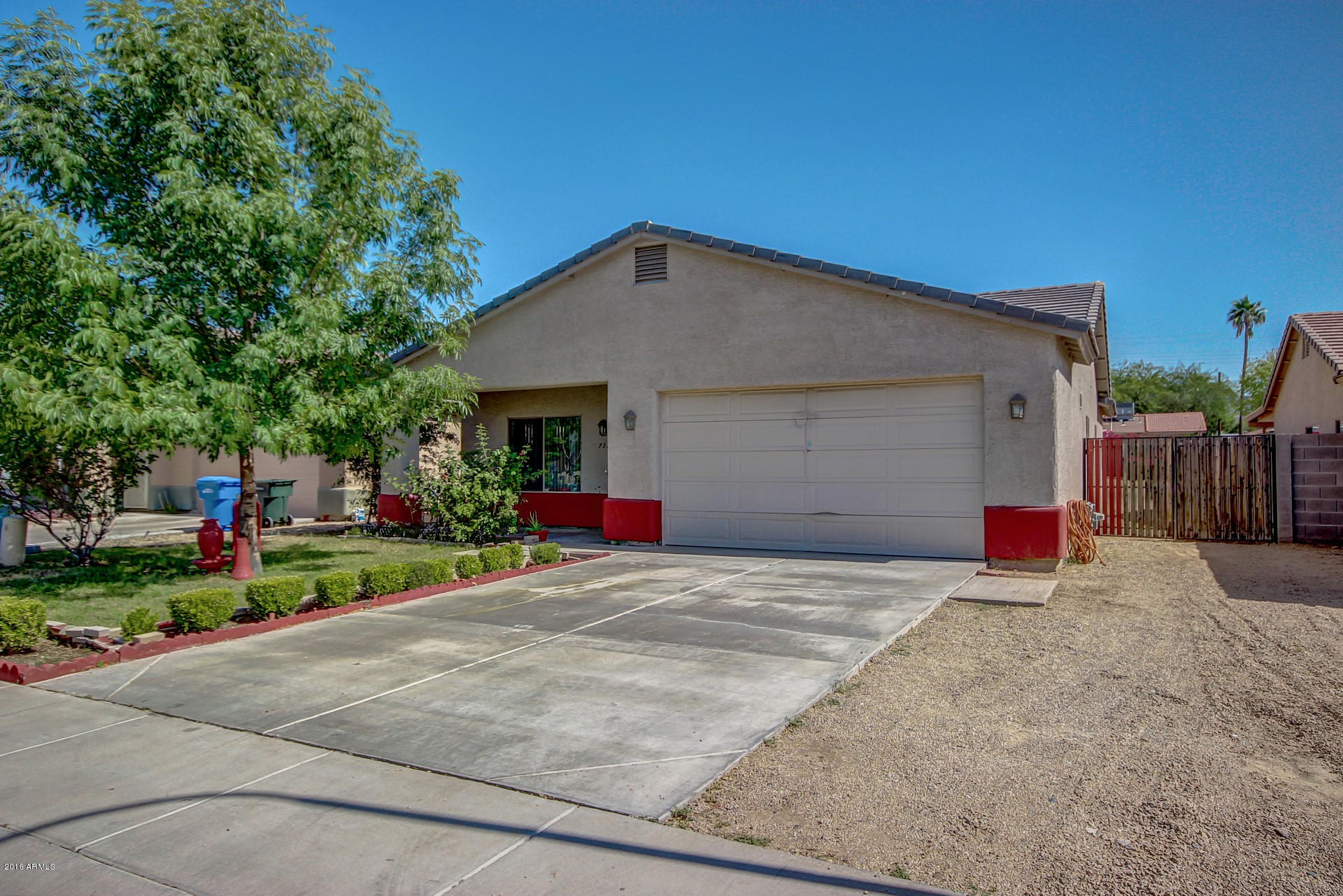 721 East Carson Road Phoenix, AZ 85042 - Photo 3 of 24 Carson (3)
