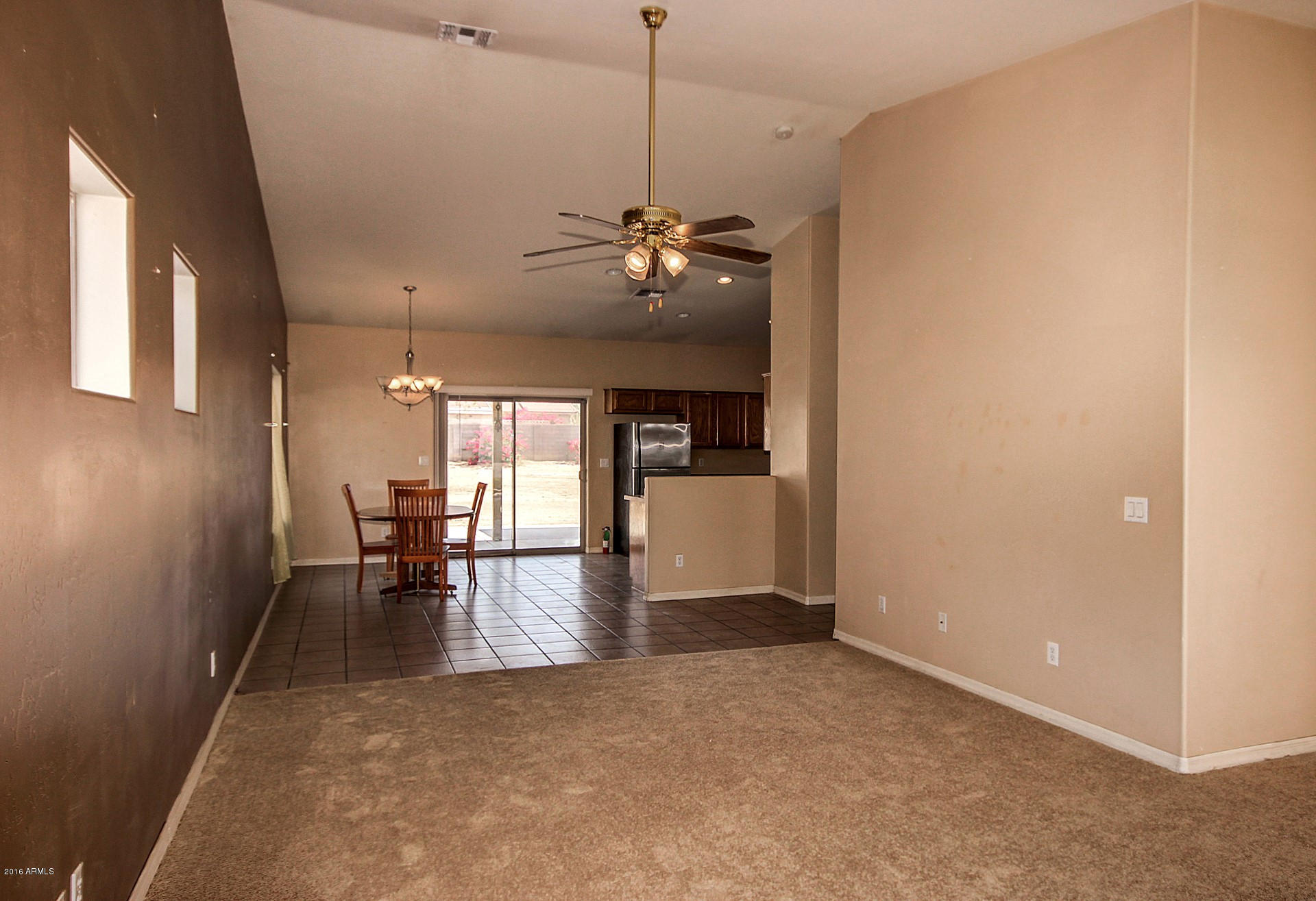 721 East Carson Road Phoenix, AZ 85042 - Photo 5 of 24 Carson (5)