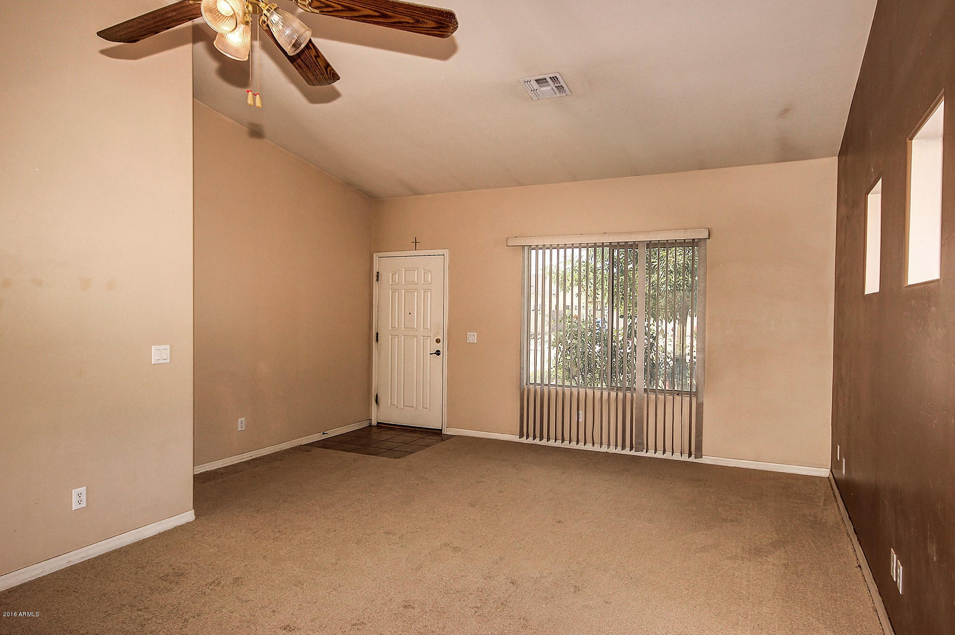 721 East Carson Road Phoenix, AZ 85042 - Photo 6 of 24 Carson (6)