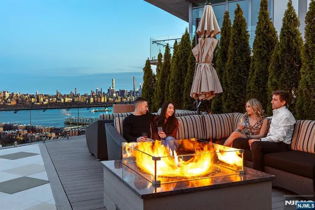 $1,109,000 | 320 Adolphus Avenue, Unit 1009A, Cliffside Park, NJ 07010