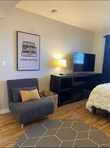 $950 | 615 South Royal Crest Circle, Unit 8, Las Vegas, NV 89169