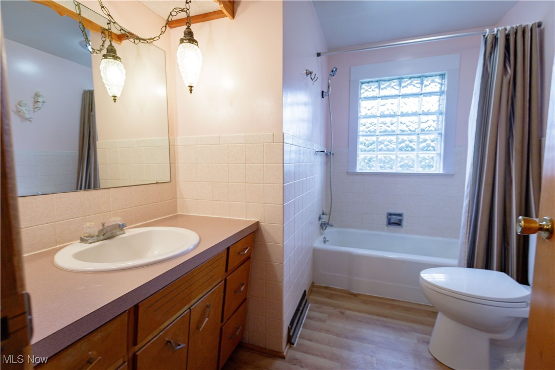 302 South Reeves Avenue Dover, OH 44622 - Photo 32 of 47 Gallery Image 32