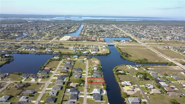 $180,000 | 2905 Southwest 2nd Terrace, Cape Coral, FL 33991