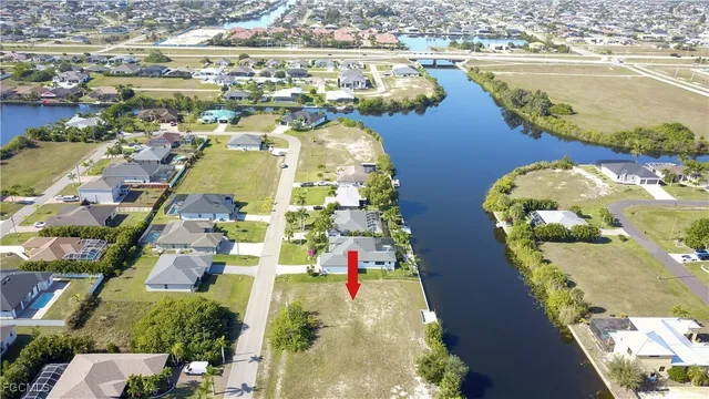 $180,000 | 2905 Southwest 2nd Terrace, Cape Coral, FL 33991