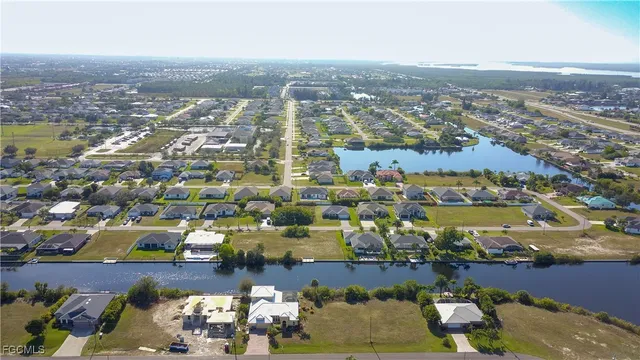 $180,000 | 2905 Southwest 2nd Terrace, Cape Coral, FL 33991