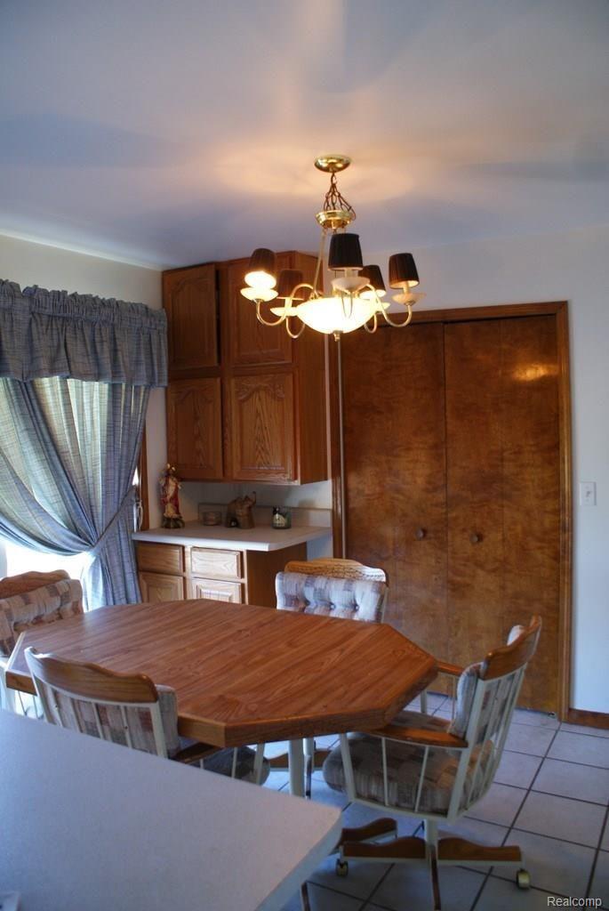 631 Maple Grove Road Lapeer, MI 48446 - Photo 23 of 44 DSC04357.jpg