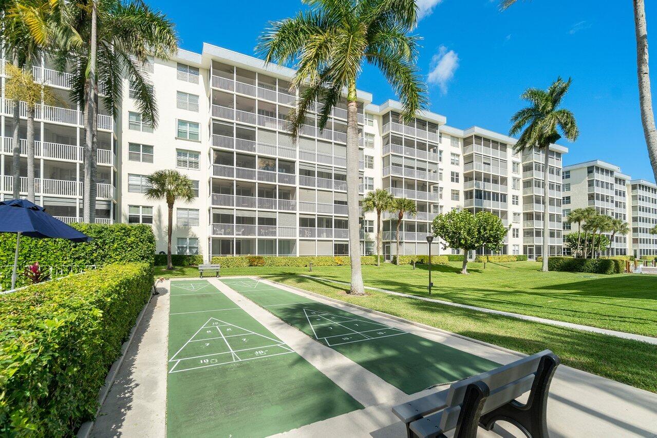 1 Harbourside Drive, Unit 4305 Delray Beach, FL 33483 - Photo 29 of 38 028-1HarboursideDrive-DelrayBeach-FL-334