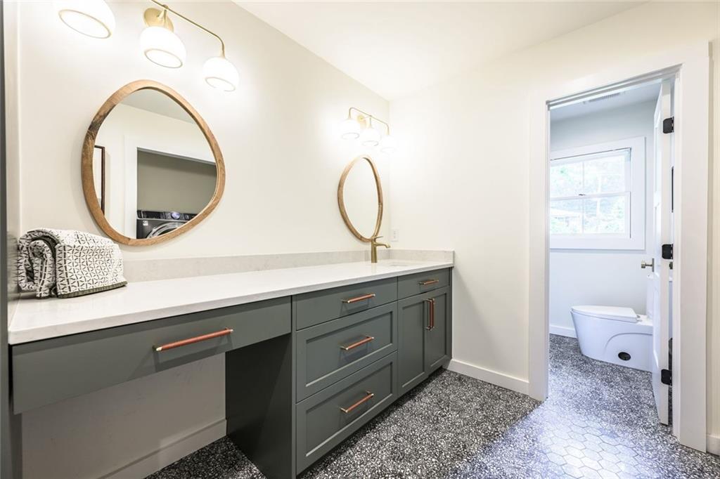 1036 Vistavia Circle Decatur, GA 30033 - Photo 28 of 55