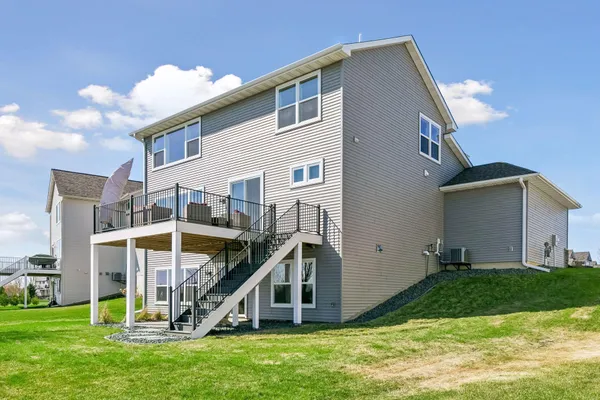 $618,500 | 3267 Linden Avenue North, Lake Elmo, MN 55042