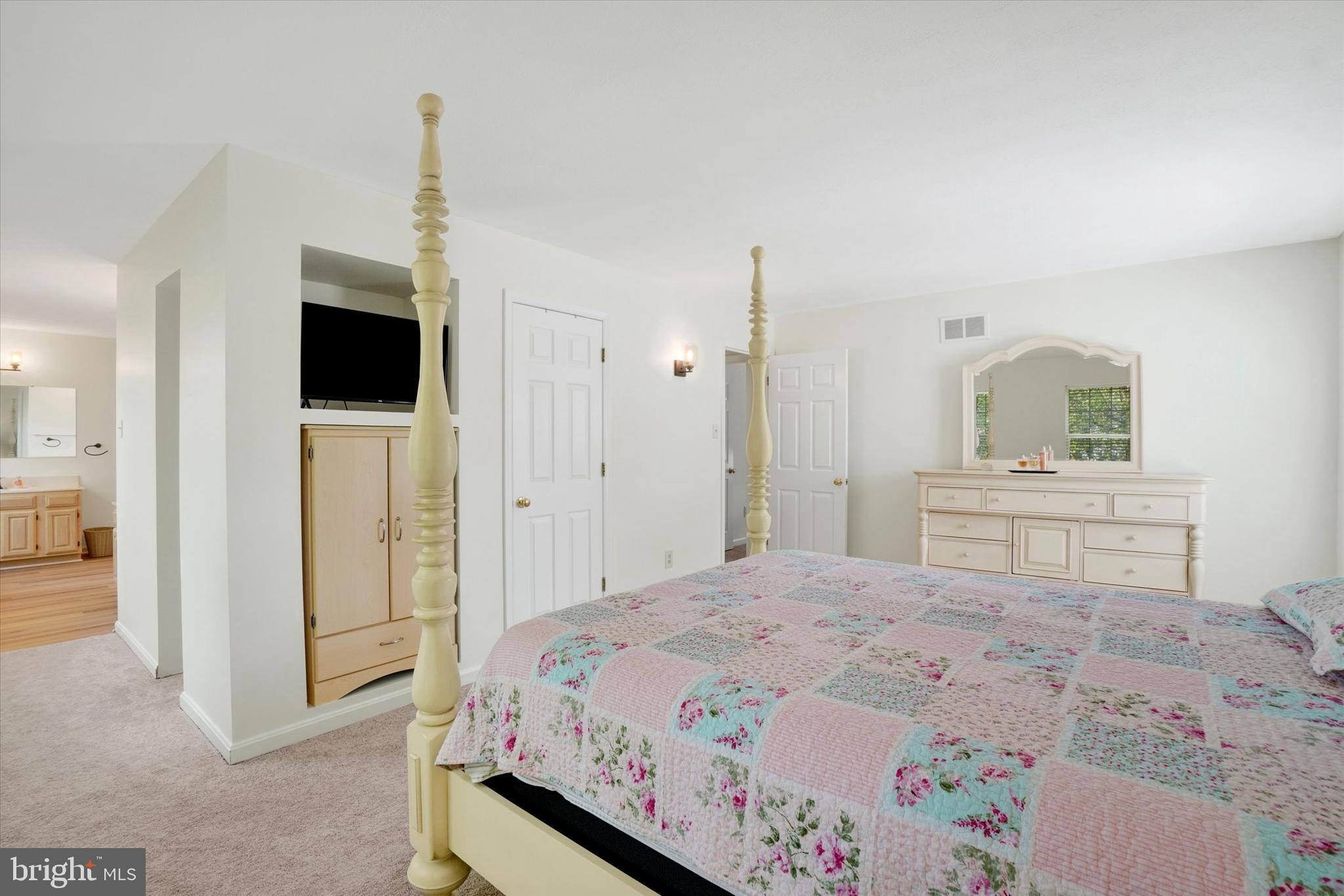 1190 Cherimoya Street York, PA 17404 - Photo 22 of 33 a bedroom with a bed and a television
