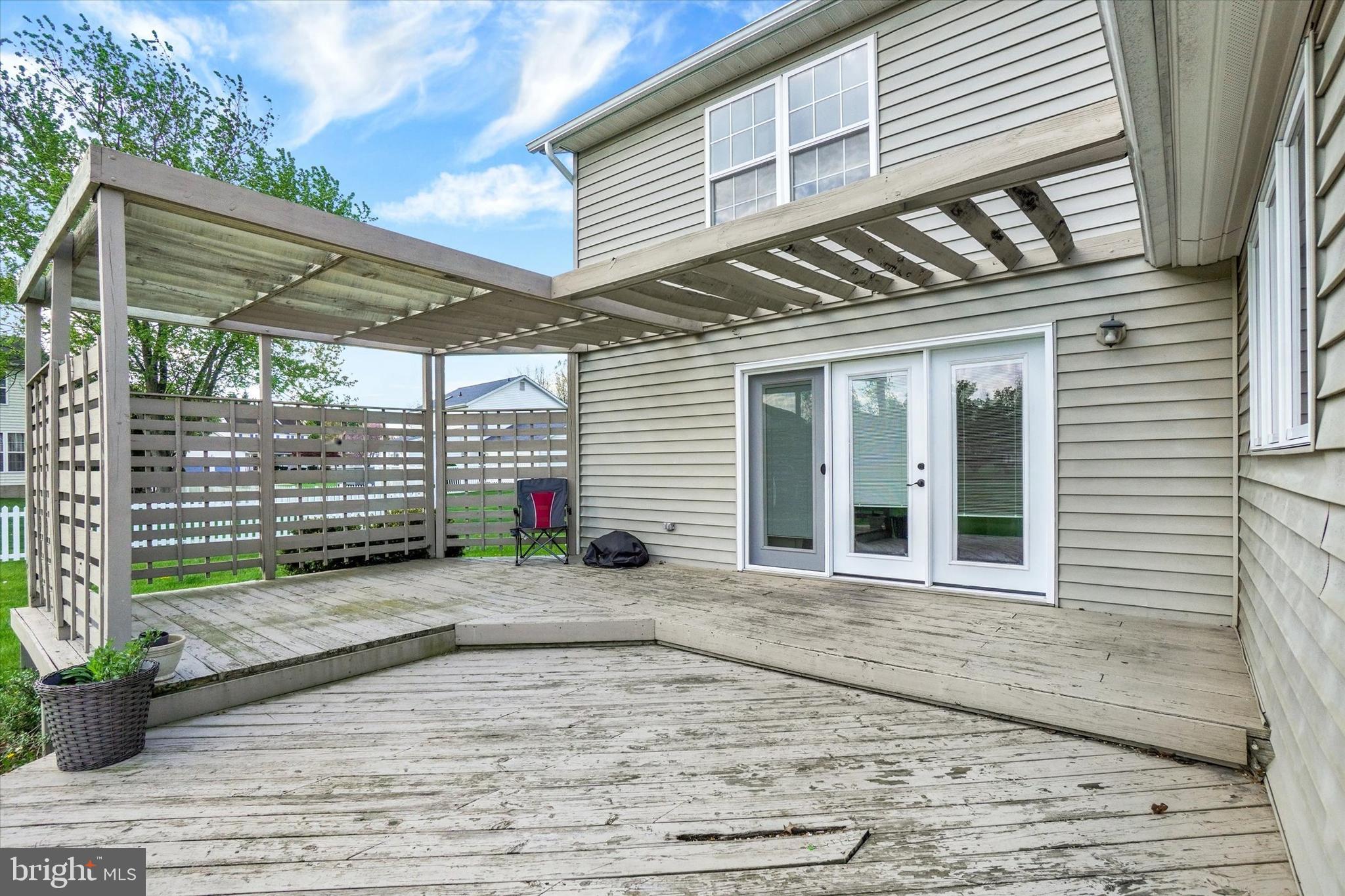 1190 Cherimoya Street York, PA 17404 - Photo 7 of 33 a view of a backyard with sitting area