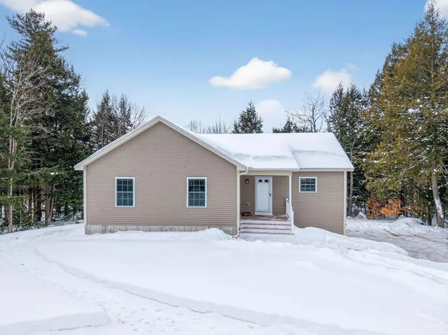 $539,000 | 19 Magnolia Drive, Gray, ME 04039
