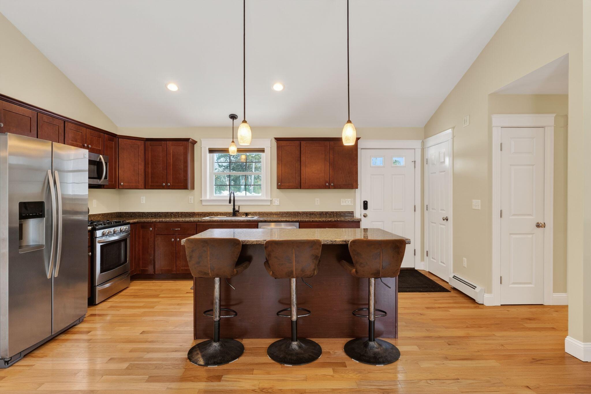 19 Magnolia Drive Gray, ME 04039 - Photo 4 of 40 Kitchen 2