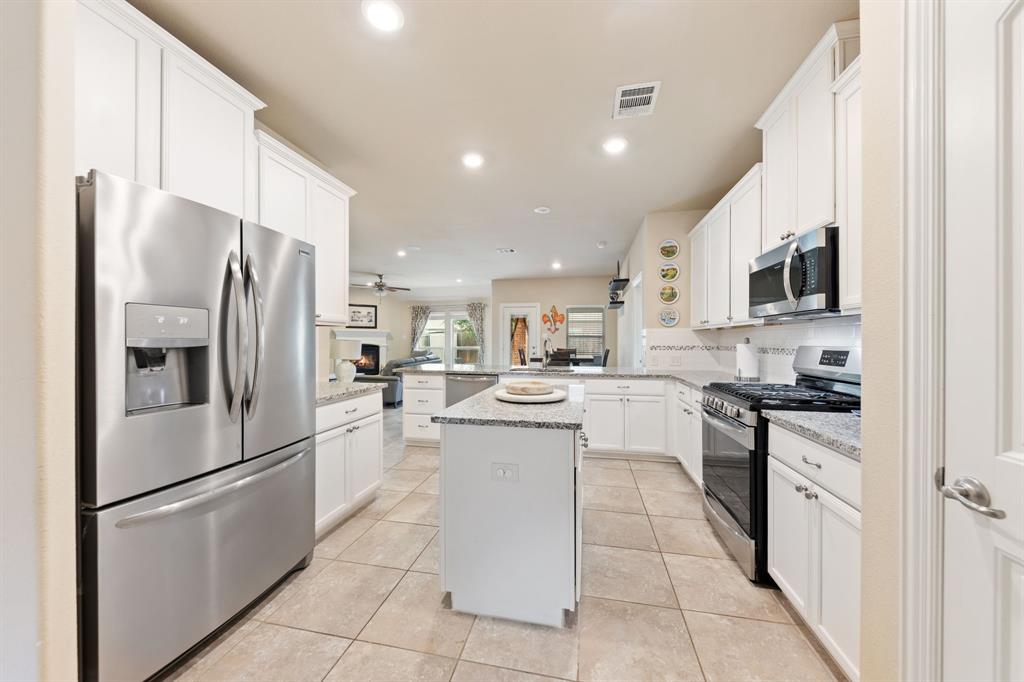 3429 Collingham Street Frisco, TX 75036 - Photo 10 of 28