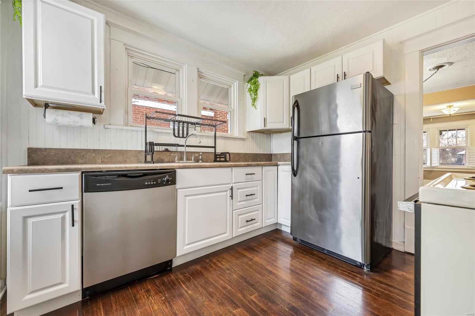 2436 Brown Road St. Louis, MO 63114 - Photo 12 of 26 Gallery Image 12