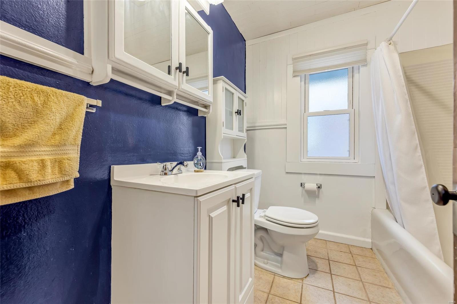 2436 Brown Road St. Louis, MO 63114 - Photo 17 of 26 Gallery Image 17