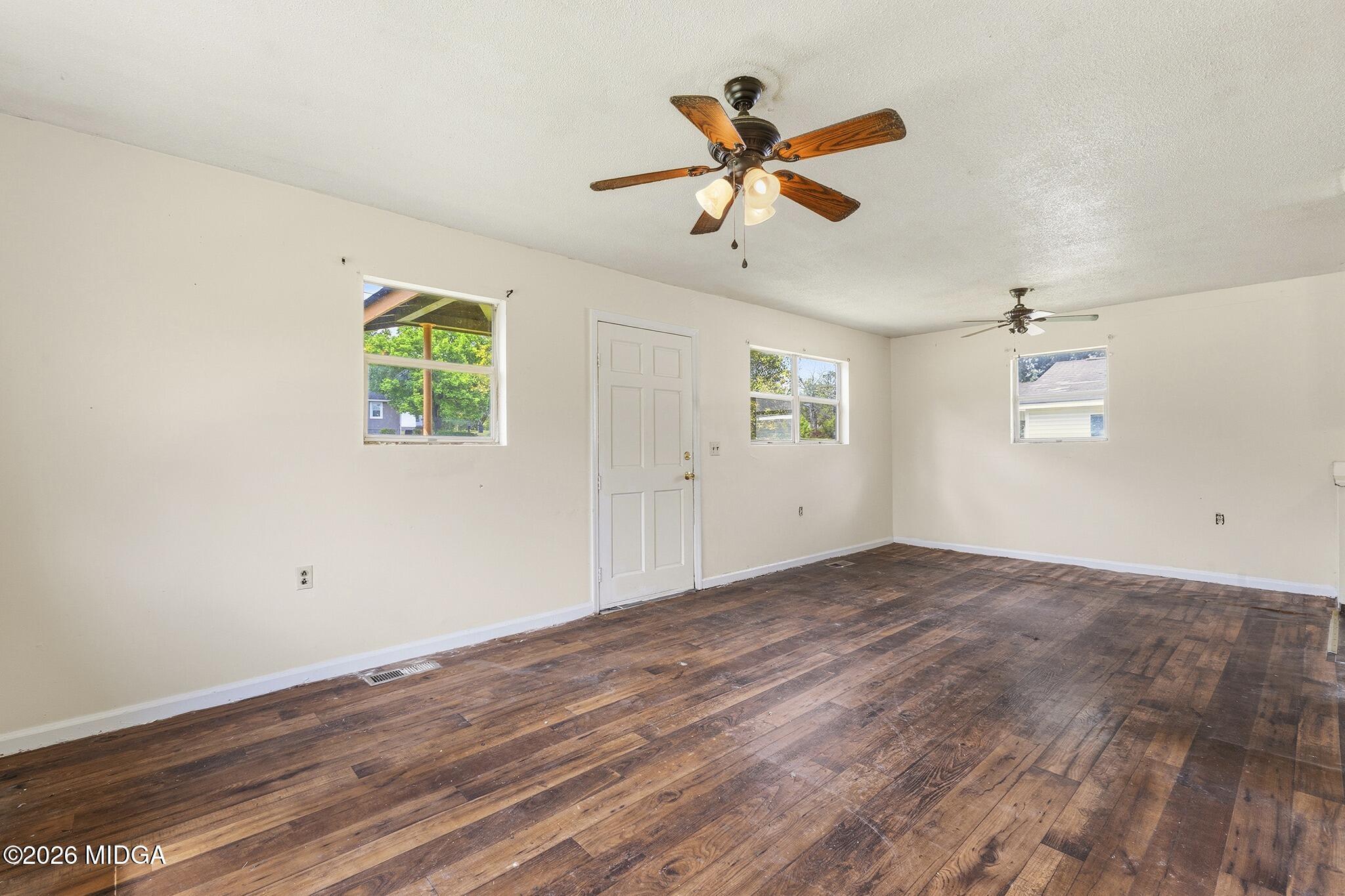 1512 State Street Perry, GA 31069 - Photo 10 of 22 1512-State-St-Perry_030