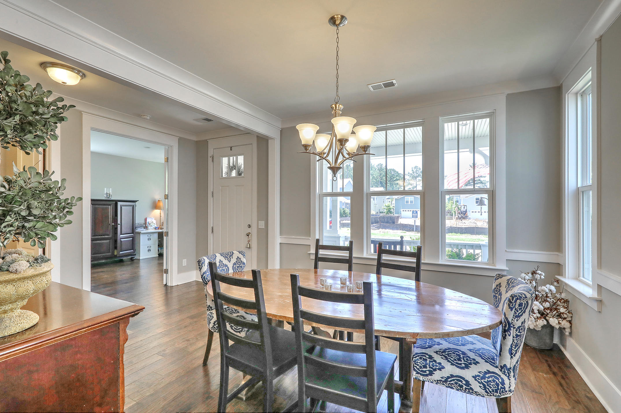 244 Ribbon Road Summerville, SC 29483 - Photo 9 of 48 1R3A4743_4_5
