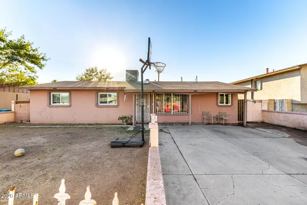 $279,900 | 2830 North 48th Lane, Phoenix, AZ 85035