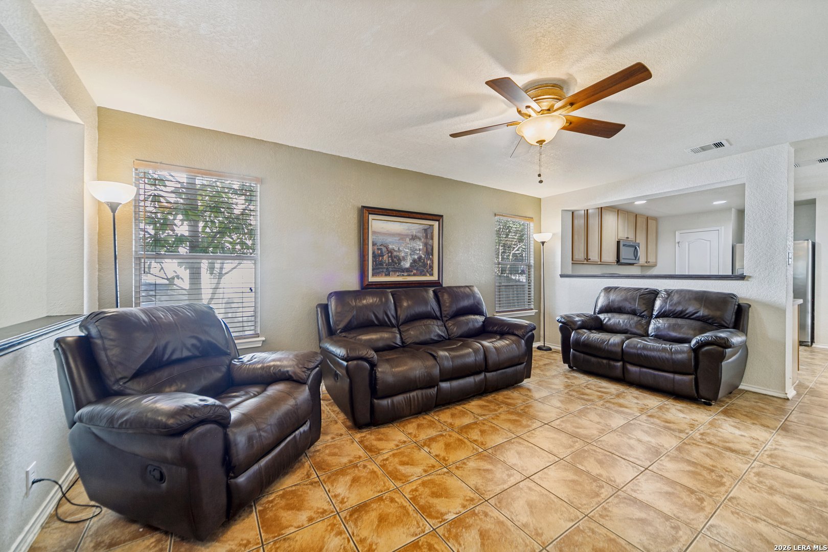 127 Hampton Bend Boerne, TX 78006 - Photo 3 of 25 a living room with furniture