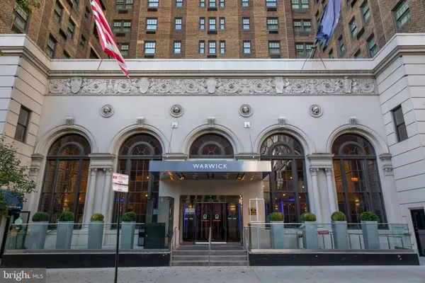 a view of building entrance