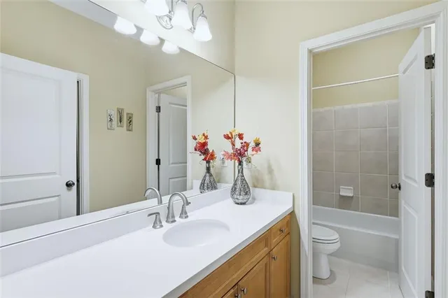 a view of a wooden fence