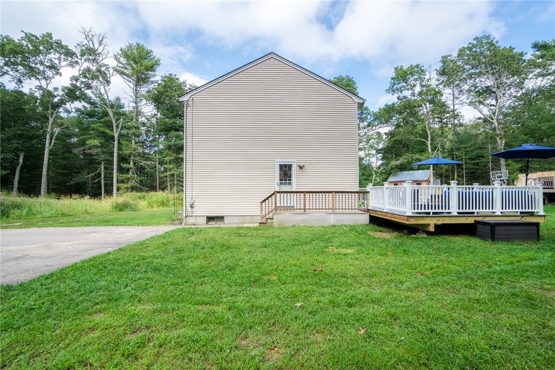 253 Old Coach Road Charlestown, RI 02813 - Photo 6 of 32
