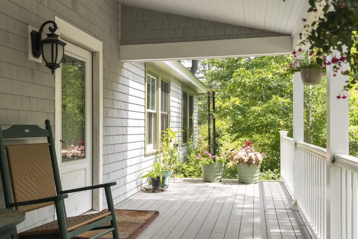 74-76 Bay Street Boothbay Harbor, ME 04538 - Photo 10 of 35 9
