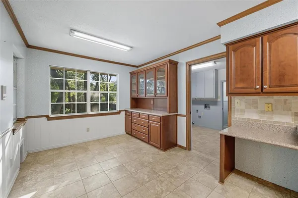 $465,000 | 924 Ridgecrest Circle, Denton, TX 76205