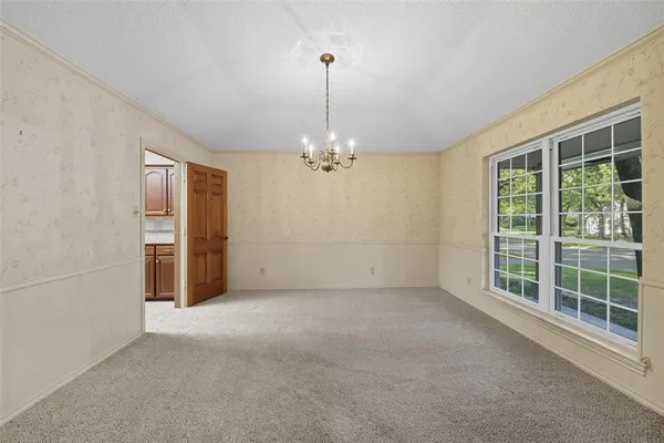 $465,000 | 924 Ridgecrest Circle, Denton, TX 76205