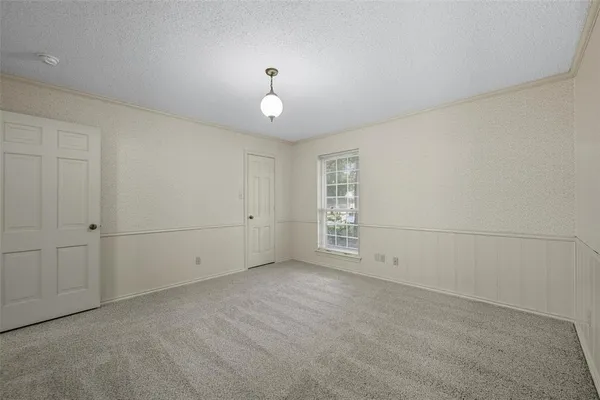 $465,000 | 924 Ridgecrest Circle, Denton, TX 76205