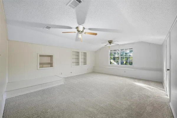 $465,000 | 924 Ridgecrest Circle, Denton, TX 76205