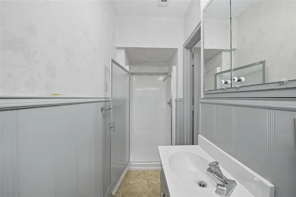 $465,000 | 924 Ridgecrest Circle, Denton, TX 76205