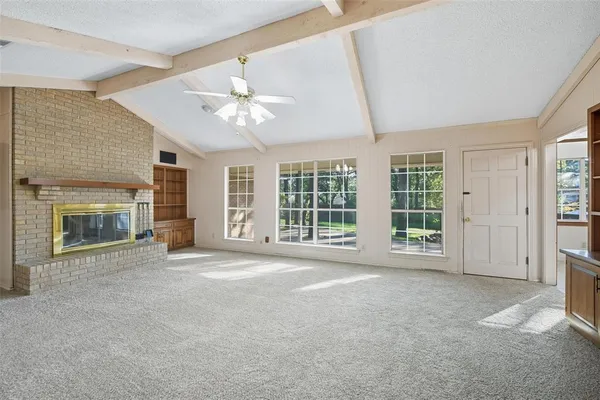 $465,000 | 924 Ridgecrest Circle, Denton, TX 76205