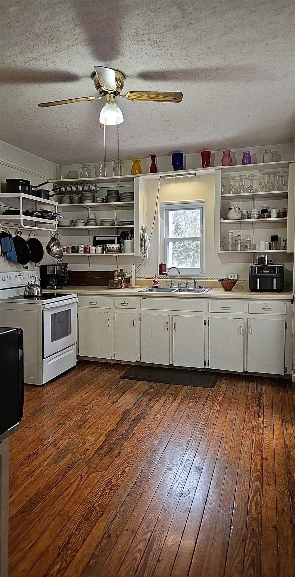 1110 Dices Spring Road Weyers Cave, VA 24486 - Photo 14 of 29 Gallery Image 14
