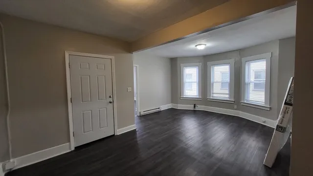 $1,650 | 147 4th Street, Unit 1, Leominster, MA 01453