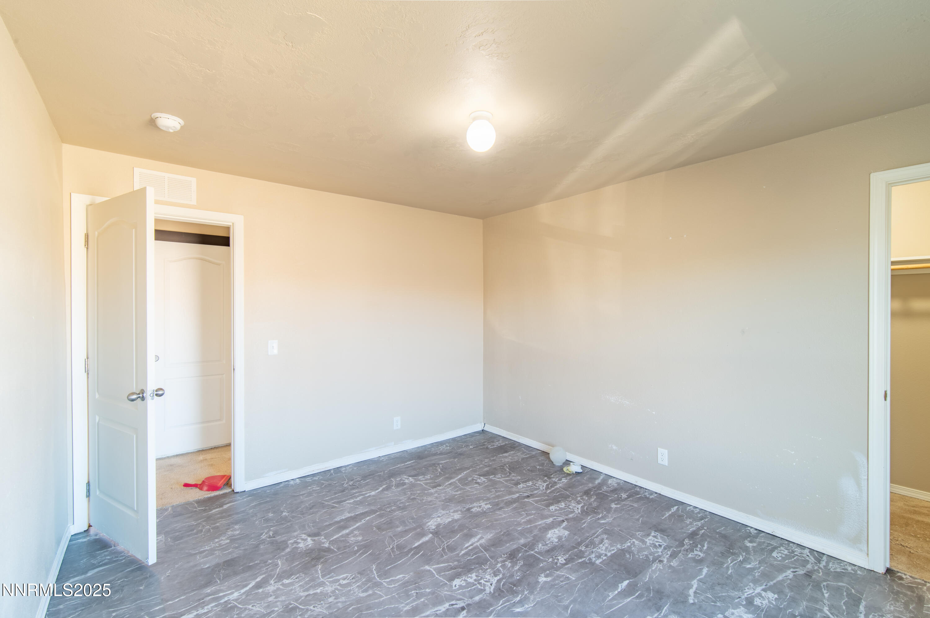 3900 Morning Dove Road Reno, NV 89510 - Photo 17 of 27 a view of empty room