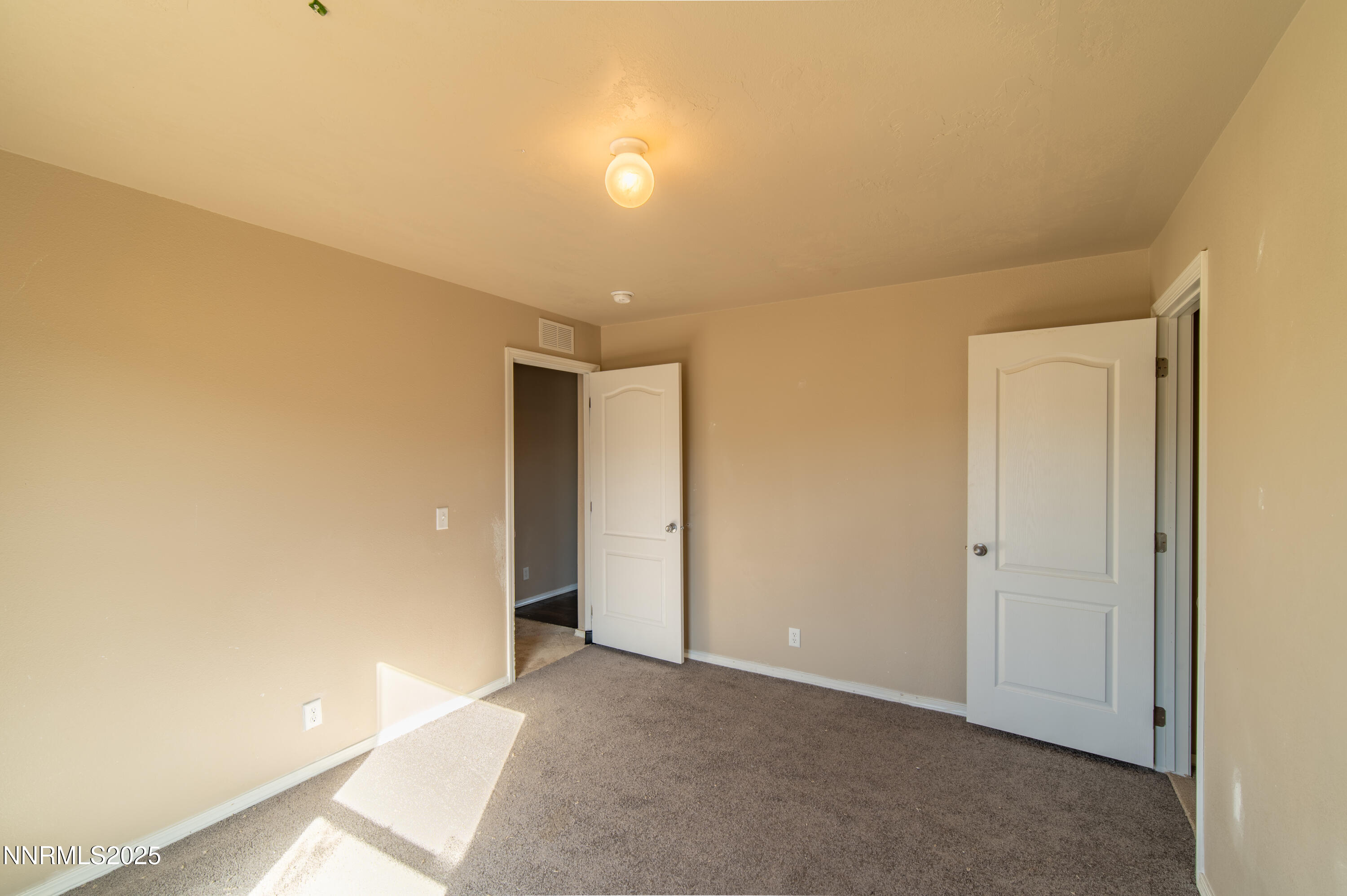 3900 Morning Dove Road Reno, NV 89510 - Photo 21 of 27 a view of an empty room