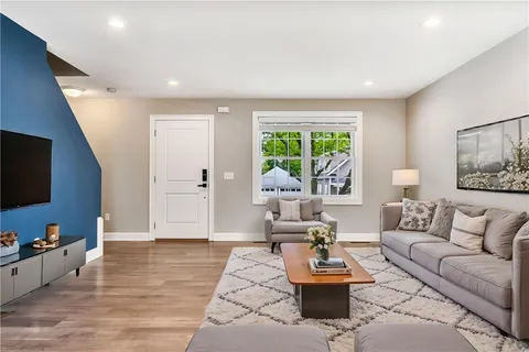 $579,000 | 239 Mauran Avenue, East Providence, RI 02914