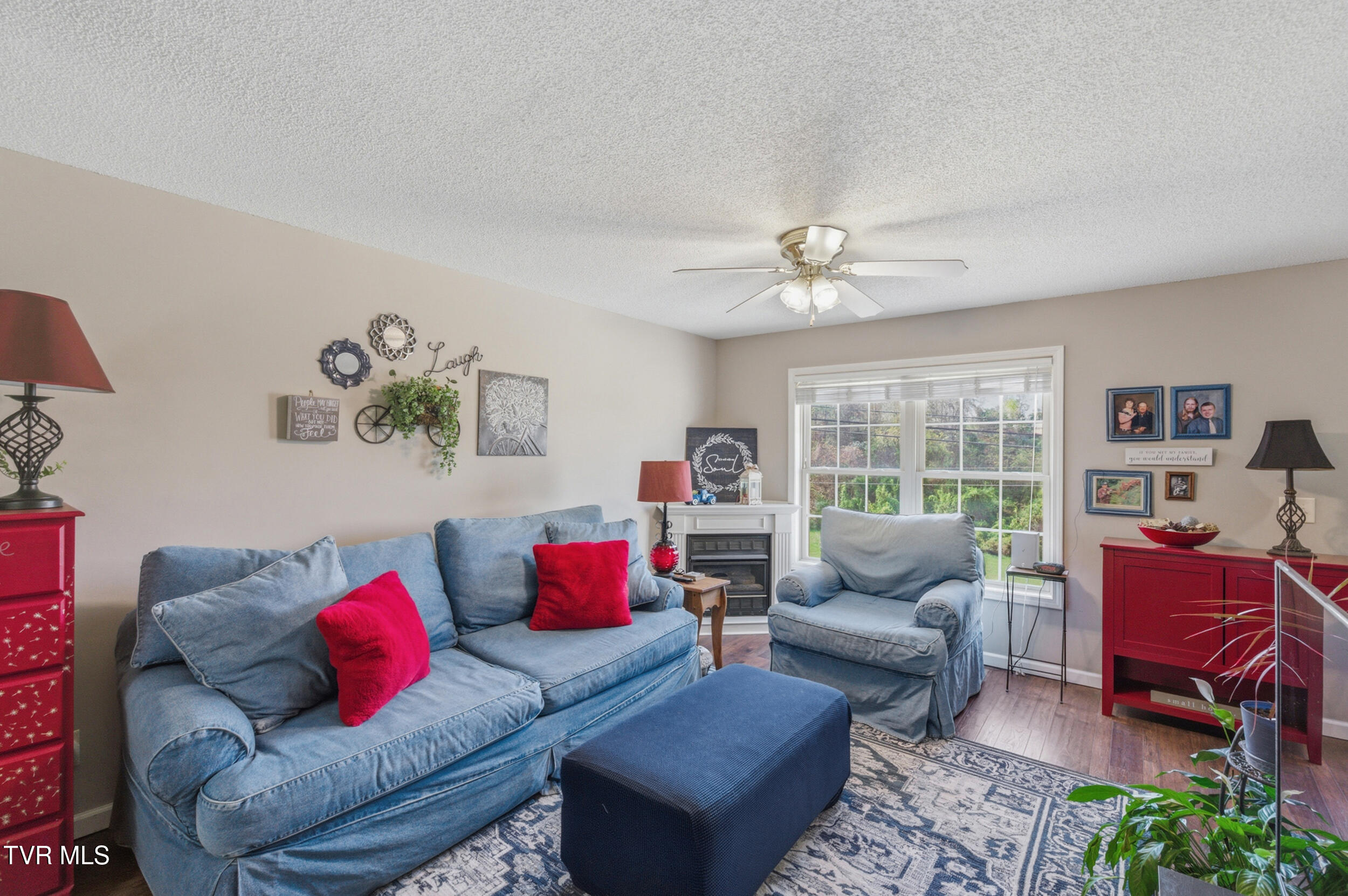 408 Lynn Road, Unit B Blountville, TN 37617 - Photo 14 of 38 dsc_8149 copy