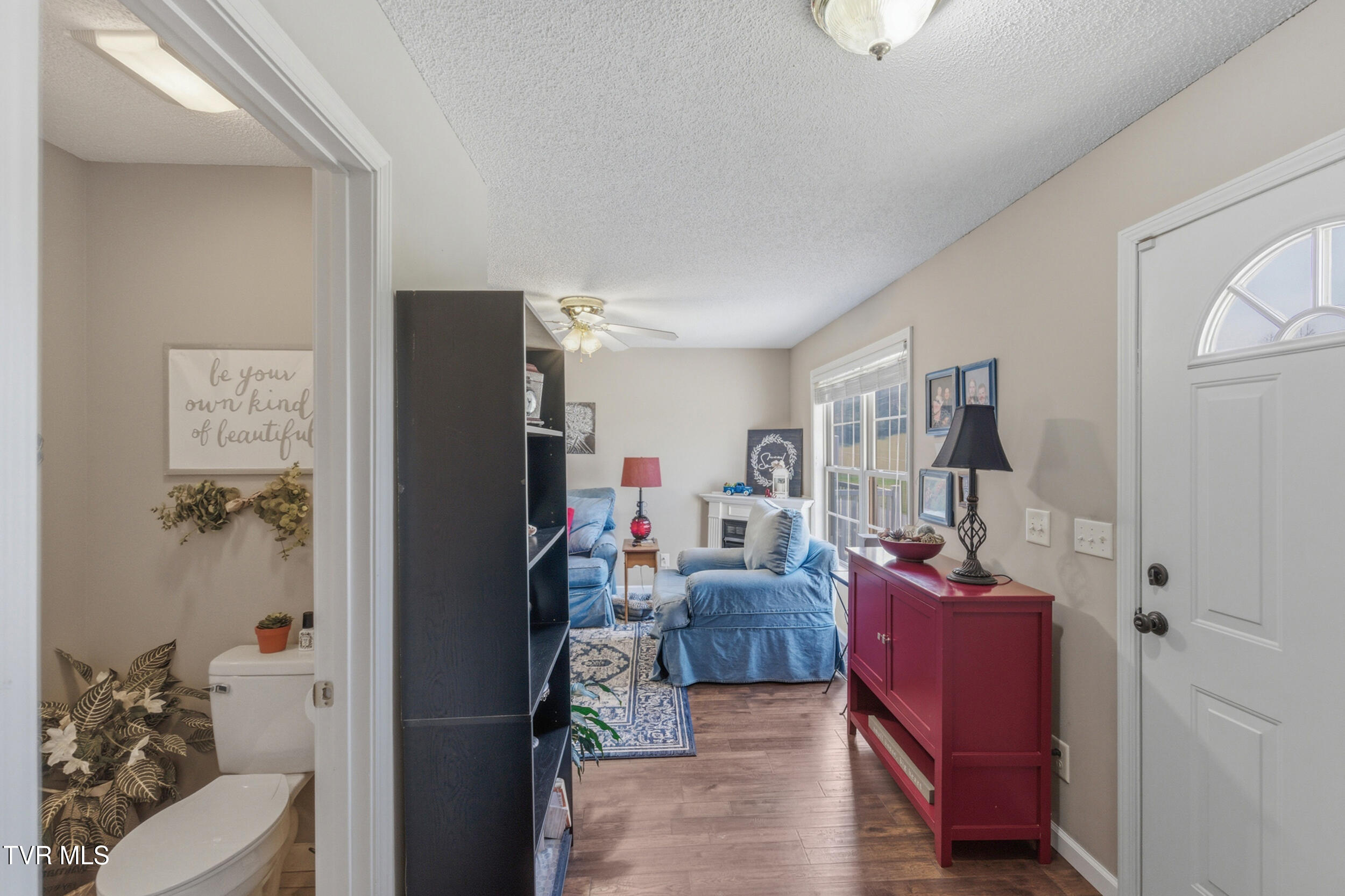 408 Lynn Road, Unit B Blountville, TN 37617 - Photo 20 of 38 dsc_8167 copy