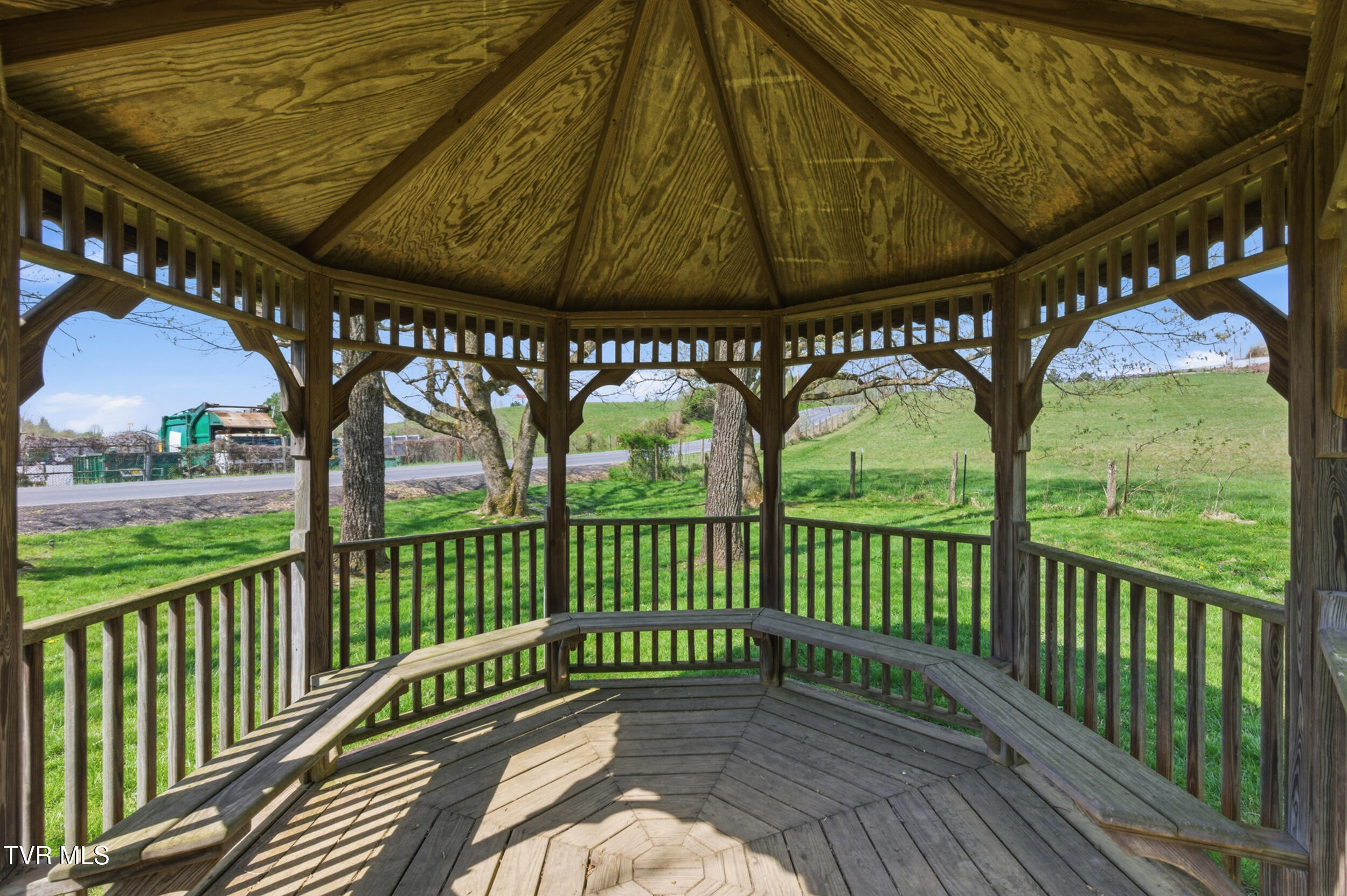 408 Lynn Road, Unit B Blountville, TN 37617 - Photo 36 of 38 dsc_8242