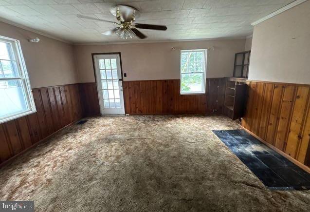 6090 Falls Road Baltimore, MD 21209 - Photo 2 of 9 Living Room