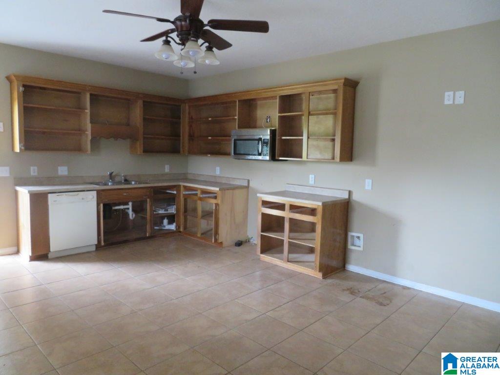 598 Angel Station Road Jacksonville, AL 36265 - Photo 18 of 37