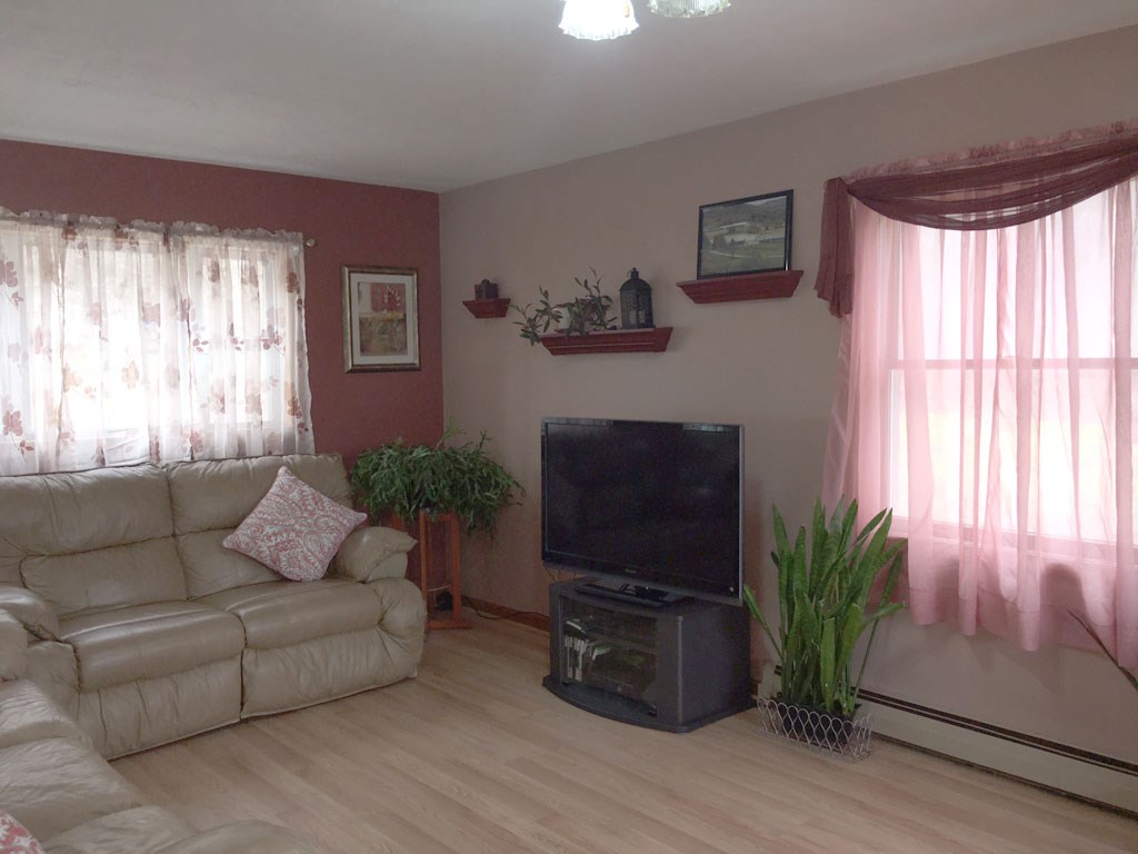 83 Meadow Lane Sheldon, VT 05457 - Photo 8 of 18 Gallery Image 8