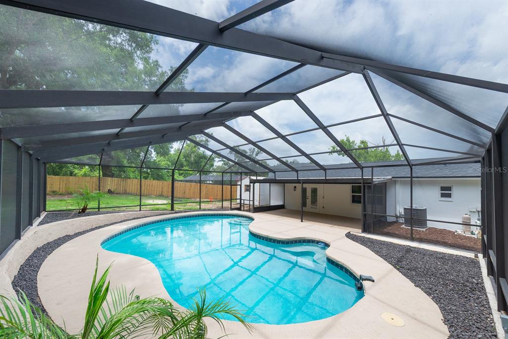 501 Hillpine Way Brandon, FL 33510 - Photo 5 of 44