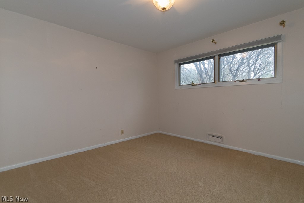 30125 Bolingbrook Road Pepper Pike, OH 44124 - Photo 27 of 35